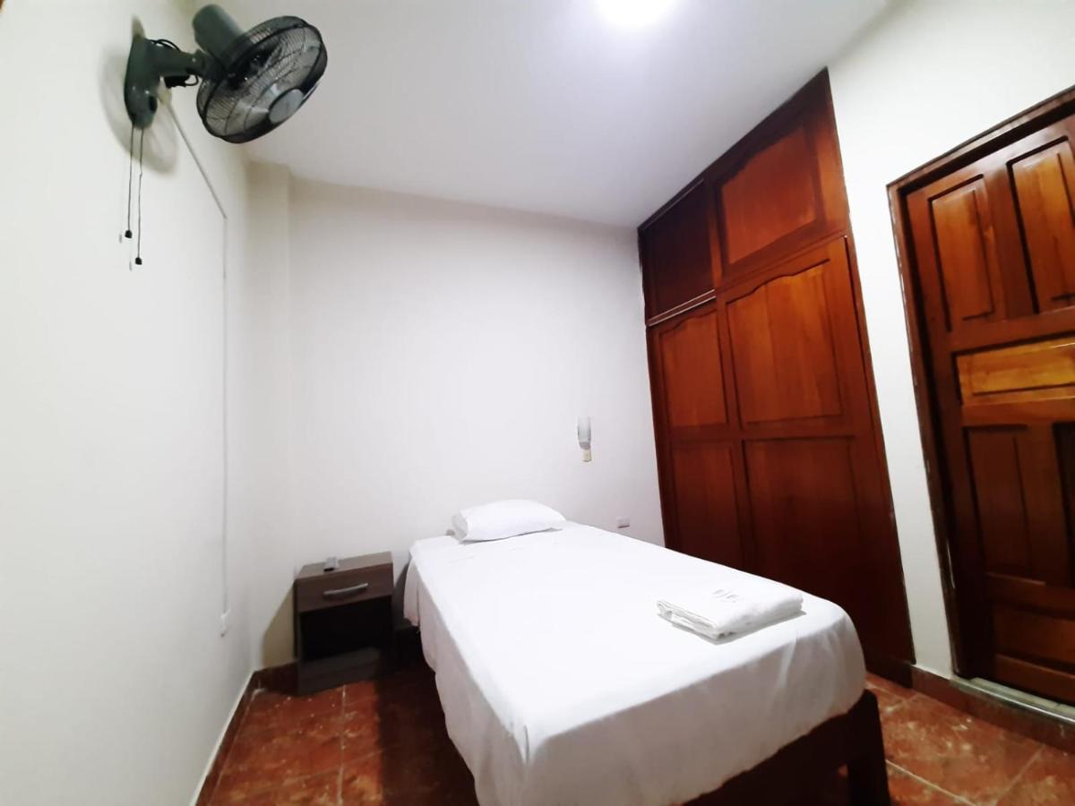 Guest House Tumbes Exterior foto