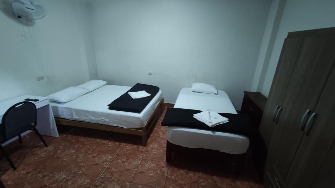 Guest House Tumbes Exterior foto